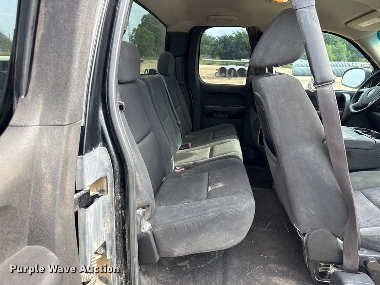 image for item EX2144 2009 Chevrolet Silverado 1500 Ext. Cab pickup truck
