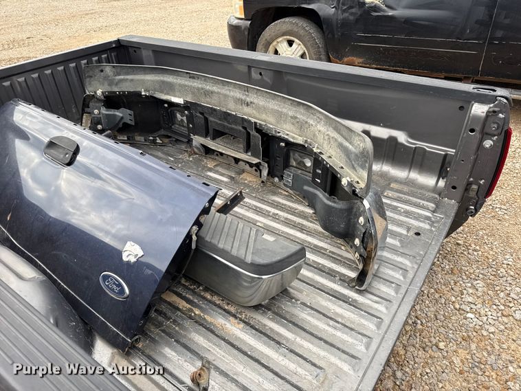 image for item EX2146 Ford pickup bed