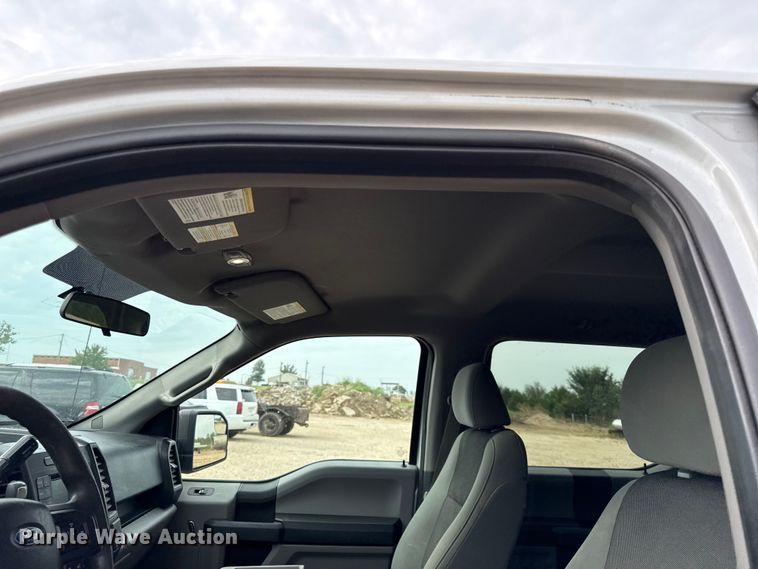 image for item EX2148 2017 Ford F150 XL Crew Cab pickup truck