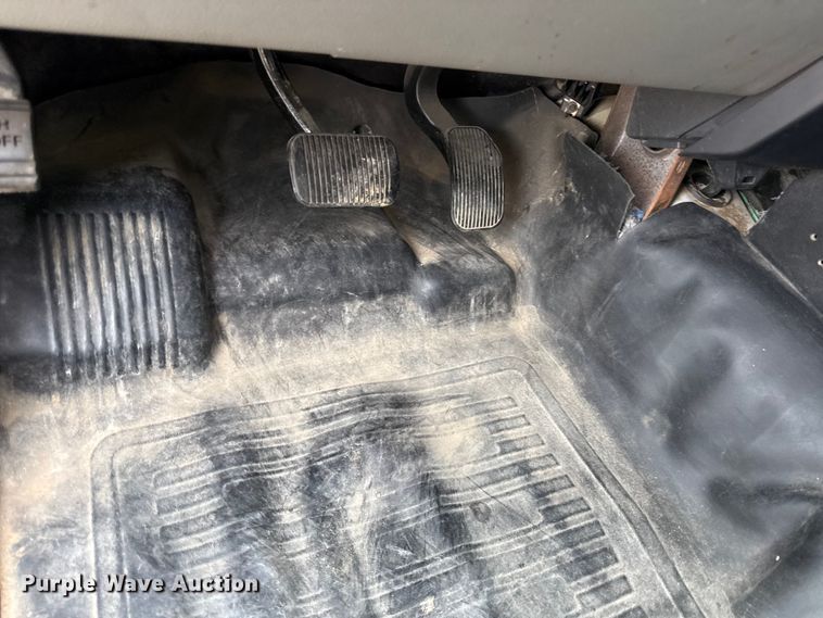 image for item EX2148 2017 Ford F150 XL Crew Cab pickup truck