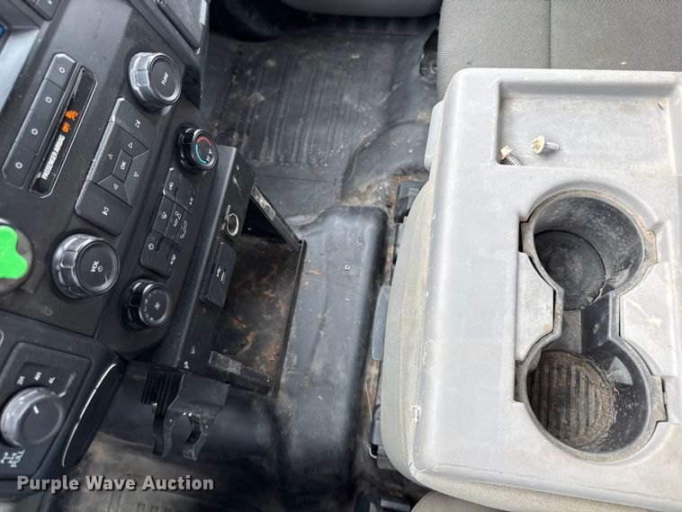 image for item EX2148 2017 Ford F150 XL Crew Cab pickup truck