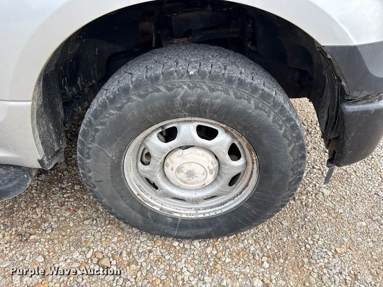 image for item EX2148 2017 Ford F150 XL Crew Cab pickup truck