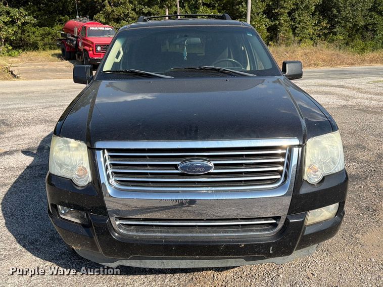 image for item EX4119 2010 Ford Explorer XLT SUV