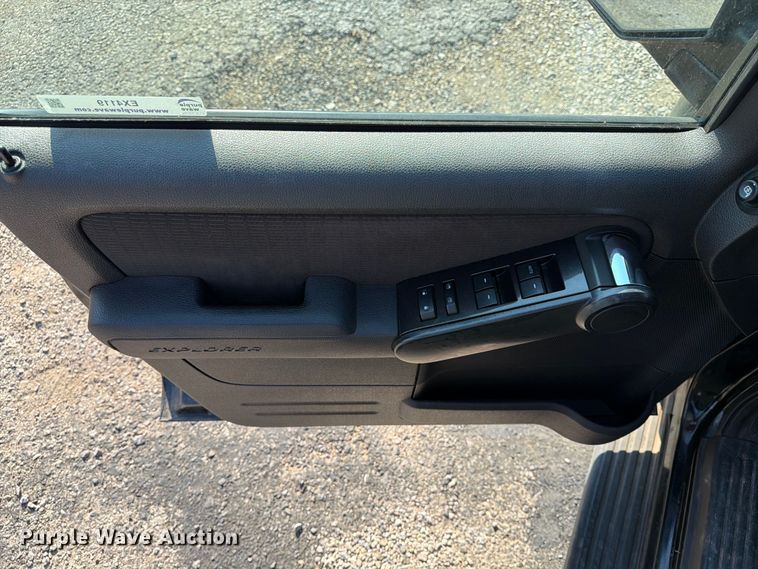 image for item EX4119 2010 Ford Explorer XLT SUV