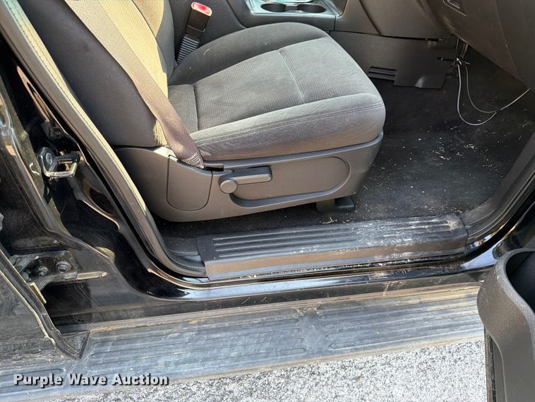 image for item EX4119 2010 Ford Explorer XLT SUV