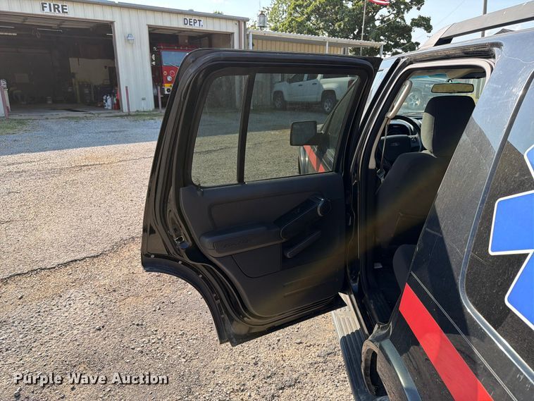 image for item EX4119 2010 Ford Explorer XLT SUV