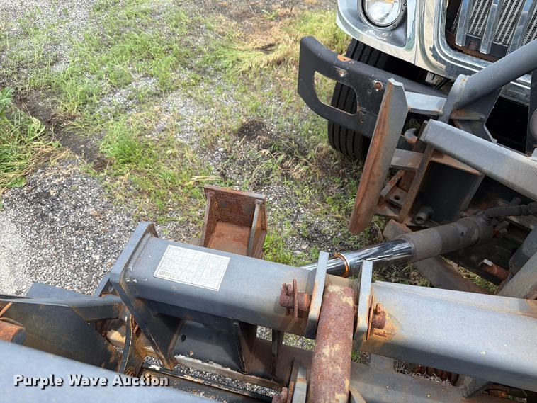 image for item EX4523 2013 International WorkStar 7400 truck cab and chassis