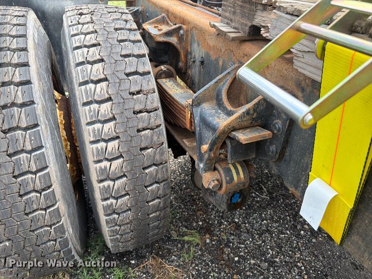 image for item EX4523 2013 International WorkStar 7400 truck cab and chassis