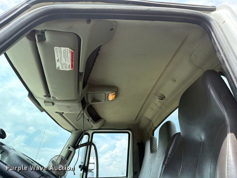 image for item EX4523 2013 International WorkStar 7400 truck cab and chassis