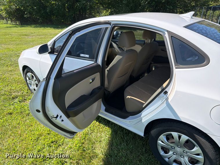 image for item EX4595 2010 Hyundai Elantra 