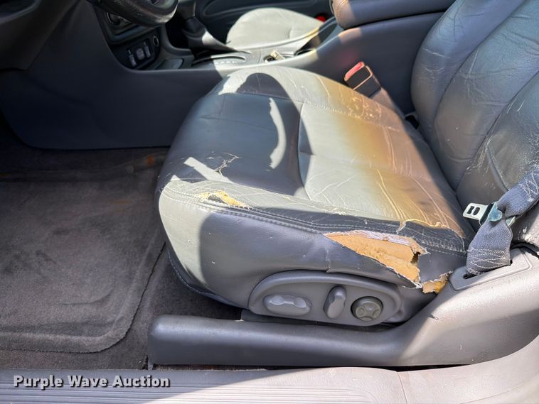 image for item EX4596 2003 Pontiac Bonneville 