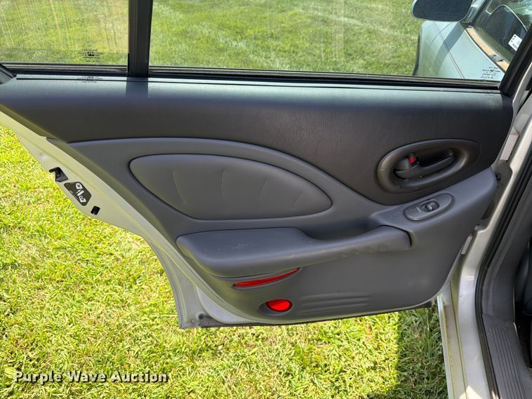 image for item EX4596 2003 Pontiac Bonneville 