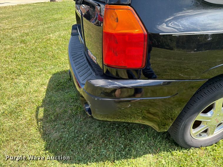 image for item EX4598 2008 GMC Envoy SUV