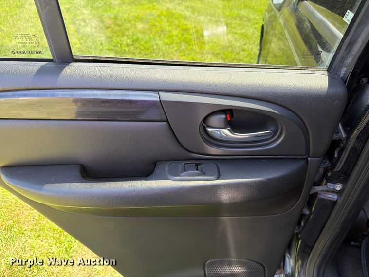 image for item EX4598 2008 GMC Envoy SUV