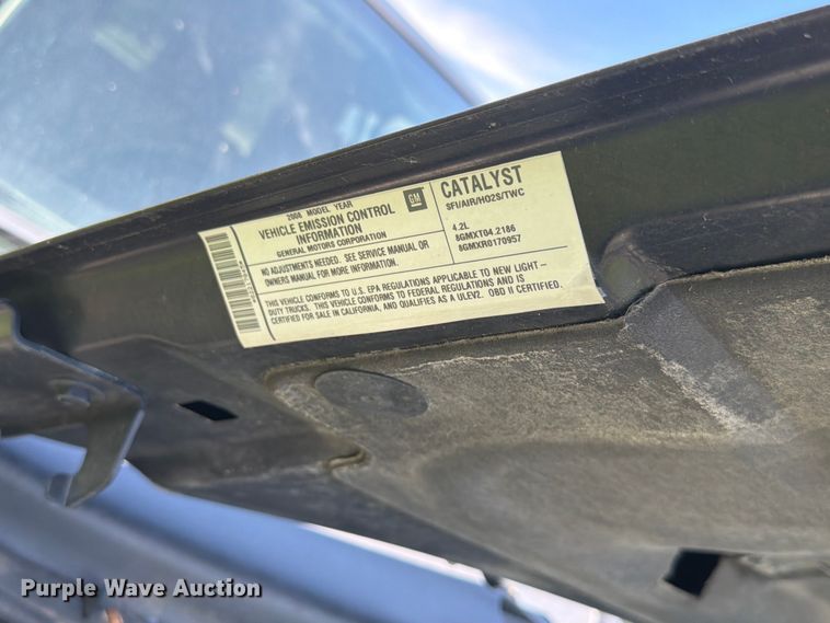 image for item EX4598 2008 GMC Envoy SUV
