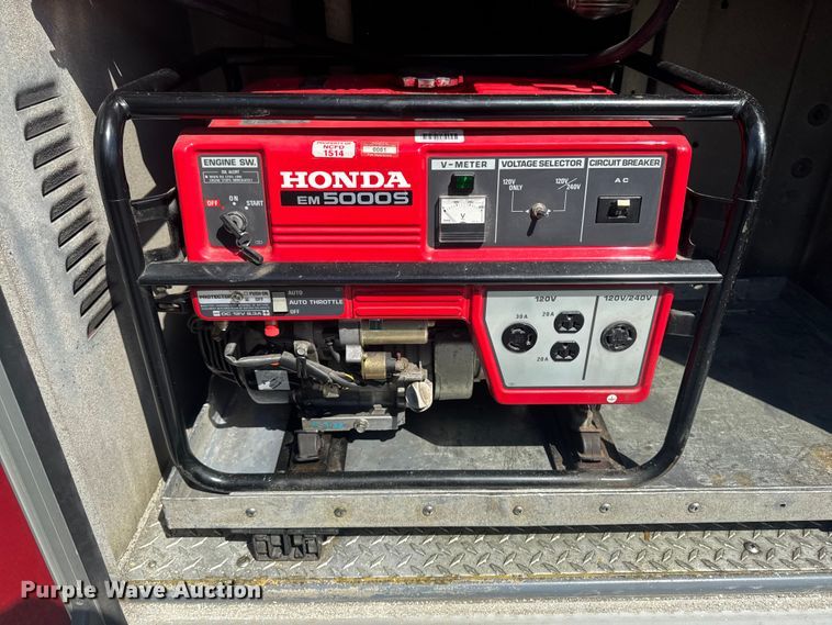 image for item FB5731 2011 Pierce Manufacturing Custom Contender pumper fire truck