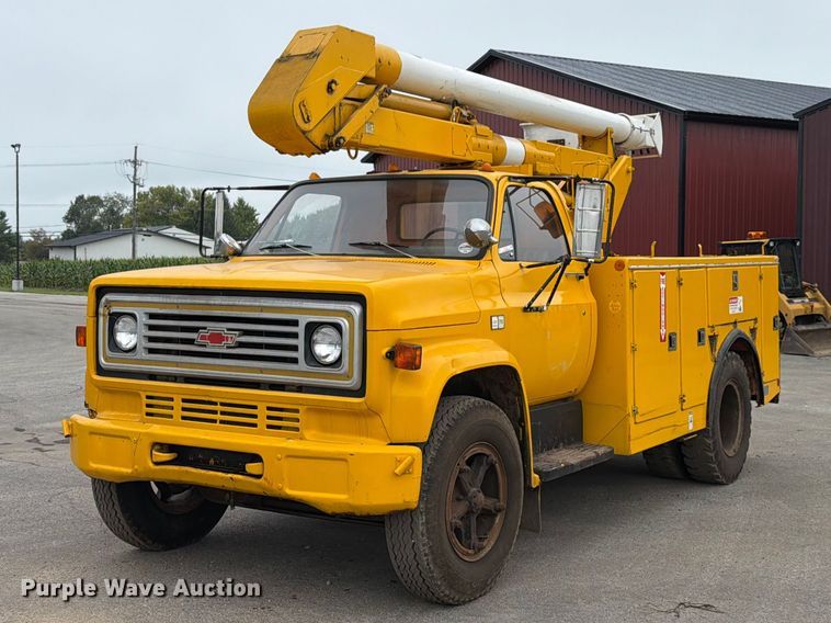 1984 Chevrolet C70 bucket truck