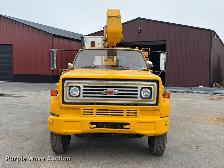 image for item FB5774 1984 Chevrolet  C70 bucket truck