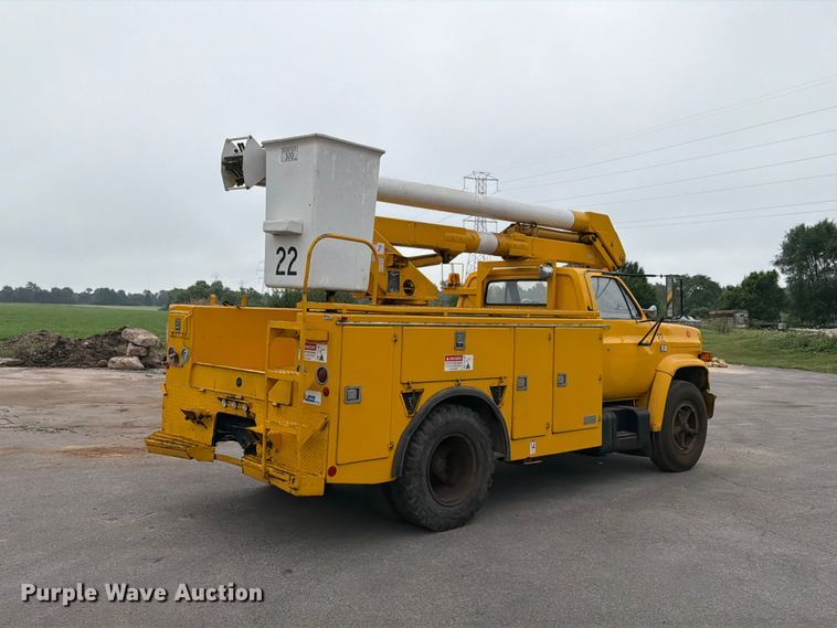 image for item FB5774 1984 Chevrolet  C70 bucket truck