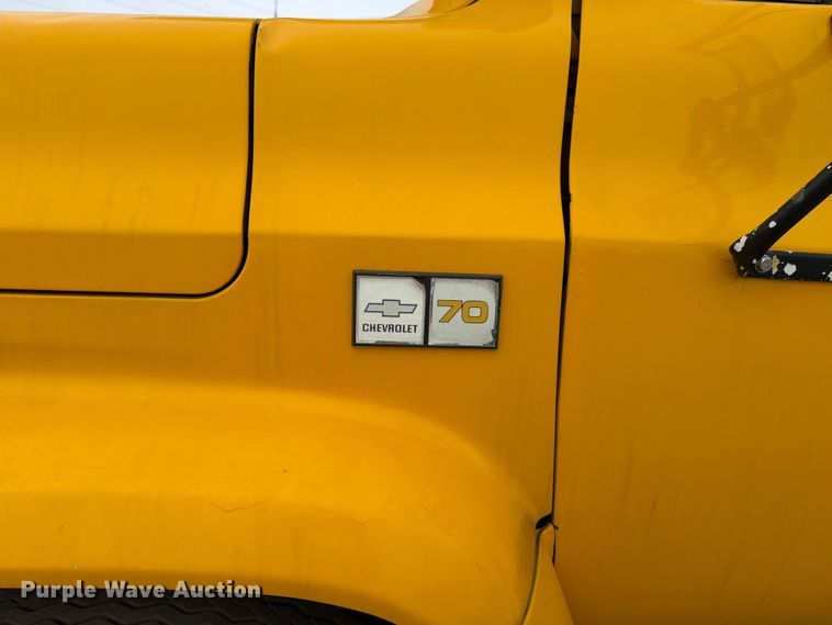 image for item FB5774 1984 Chevrolet  C70 bucket truck