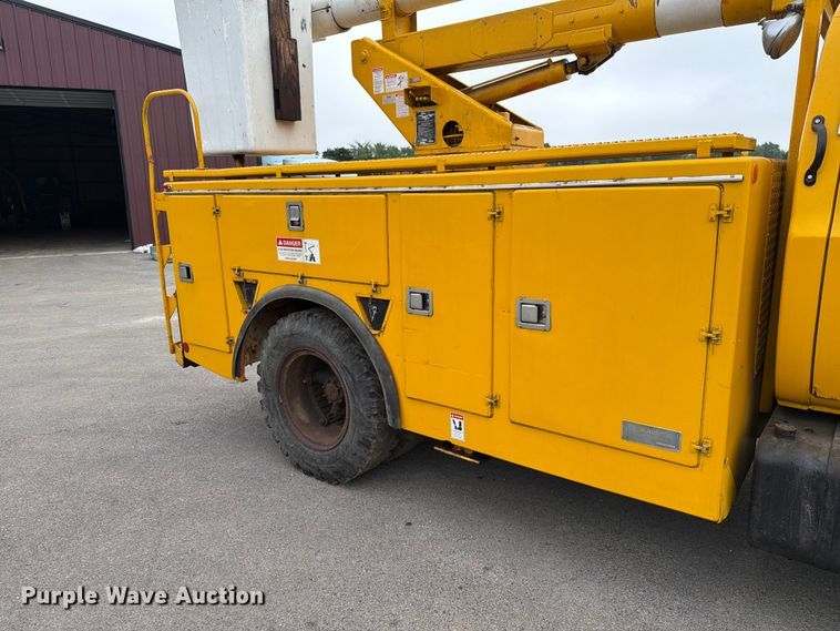 image for item FB5774 1984 Chevrolet  C70 bucket truck