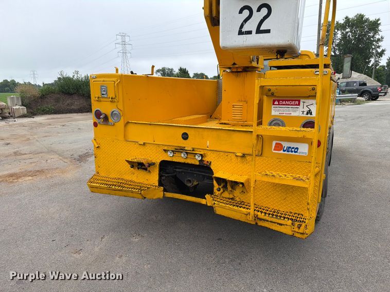 image for item FB5774 1984 Chevrolet  C70 bucket truck