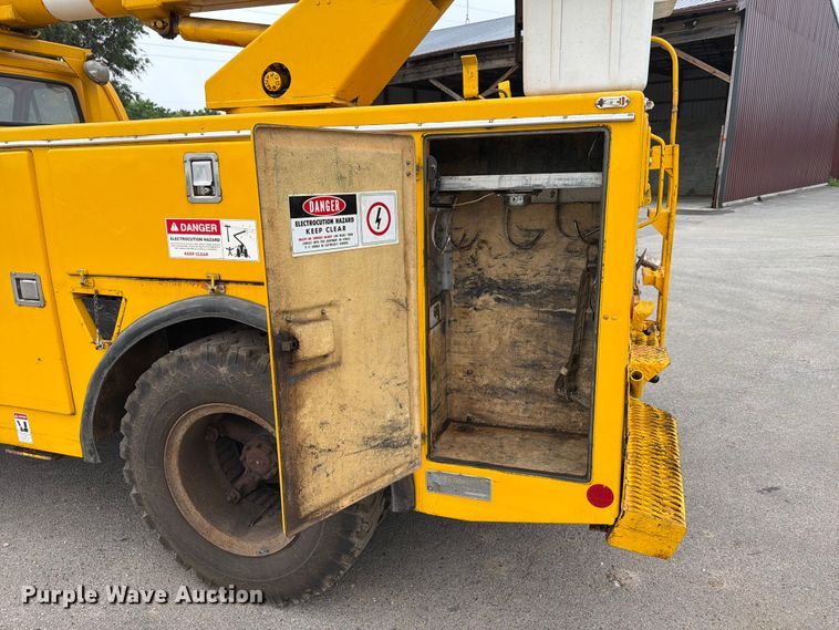 image for item FB5774 1984 Chevrolet  C70 bucket truck