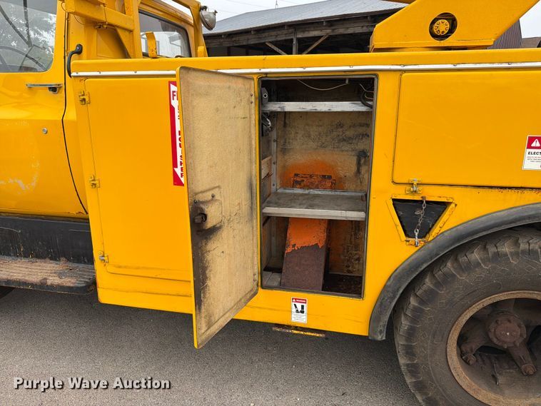 image for item FB5774 1984 Chevrolet  C70 bucket truck