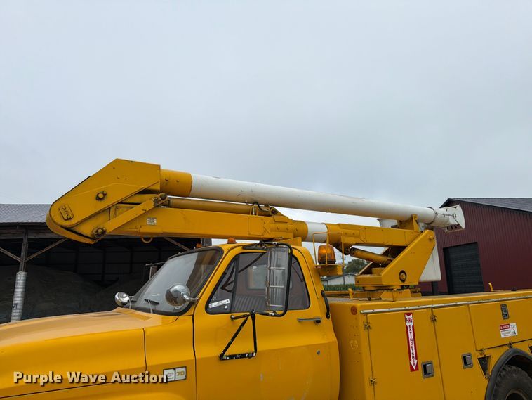 image for item FB5774 1984 Chevrolet  C70 bucket truck