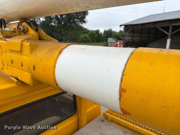 image for item FB5774 1984 Chevrolet  C70 bucket truck