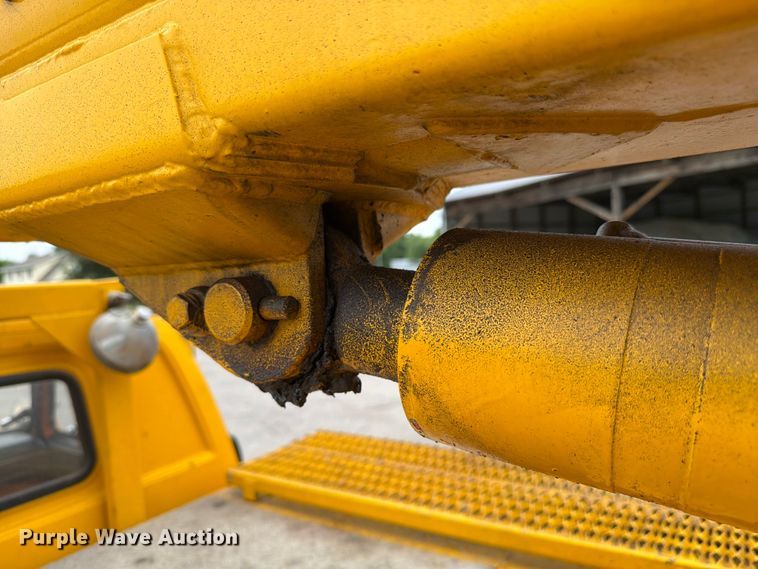 image for item FB5774 1984 Chevrolet  C70 bucket truck