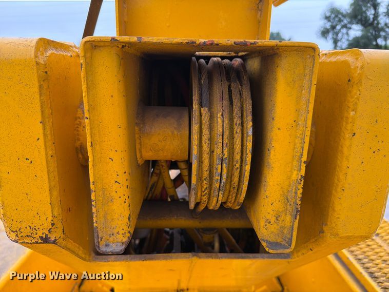 image for item FB5774 1984 Chevrolet  C70 bucket truck