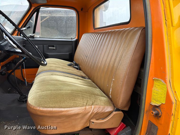 image for item FB5774 1984 Chevrolet  C70 bucket truck