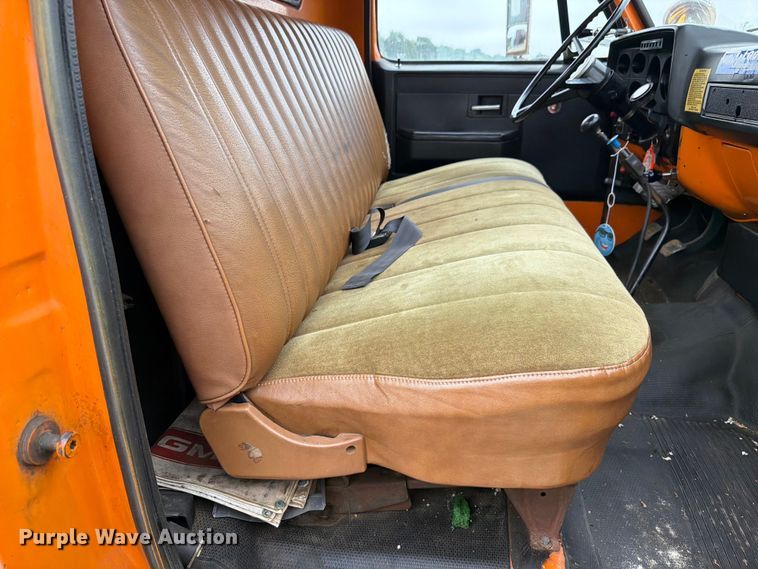 image for item FB5774 1984 Chevrolet  C70 bucket truck