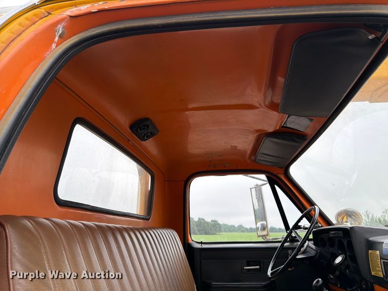 image for item FB5774 1984 Chevrolet  C70 bucket truck