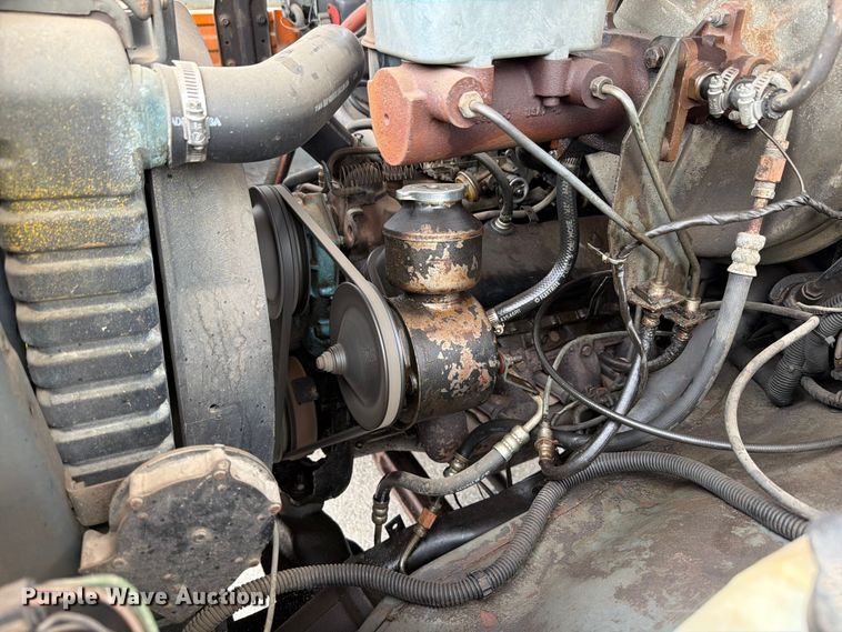 image for item FB5774 1984 Chevrolet  C70 bucket truck