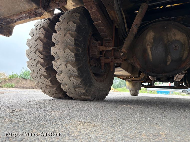 image for item FB5774 1984 Chevrolet  C70 bucket truck