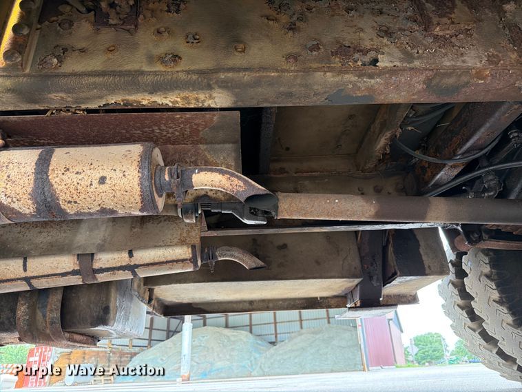 image for item FB5774 1984 Chevrolet  C70 bucket truck