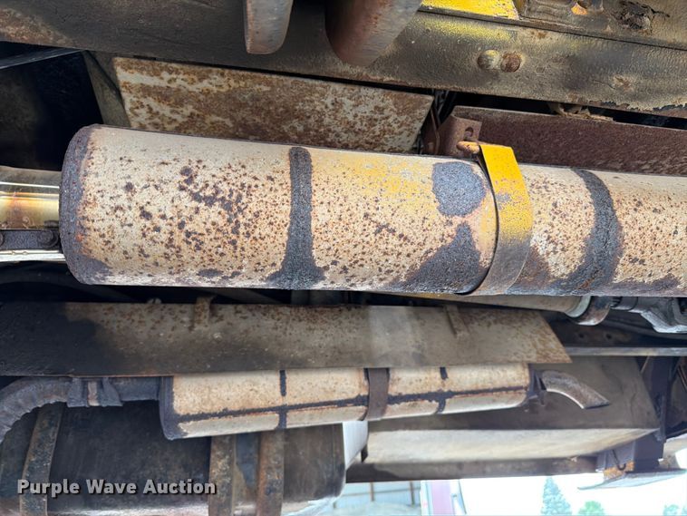 image for item FB5774 1984 Chevrolet  C70 bucket truck