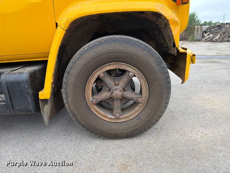 image for item FB5774 1984 Chevrolet  C70 bucket truck