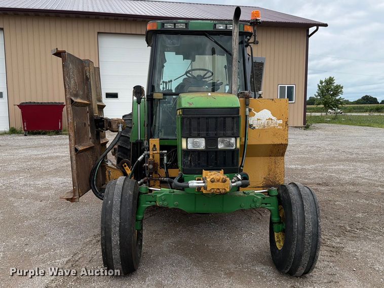 image for item FB5782 1997 John Deere 7210 tractor