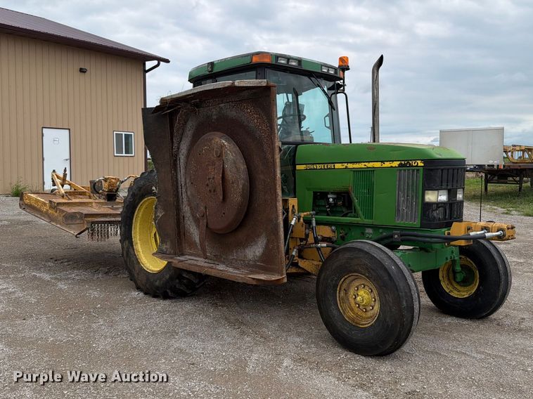 image for item FB5782 1997 John Deere 7210 tractor