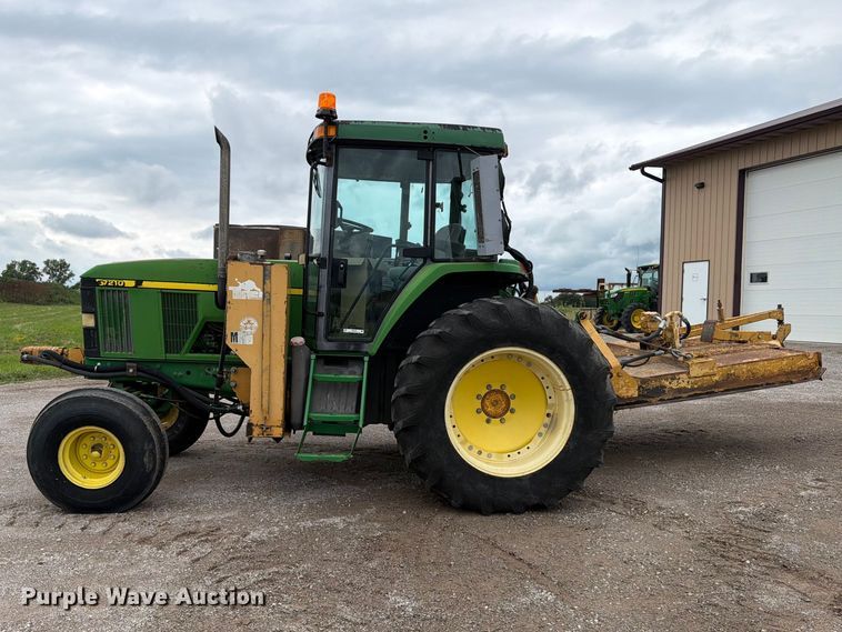 image for item FB5782 1997 John Deere 7210 tractor