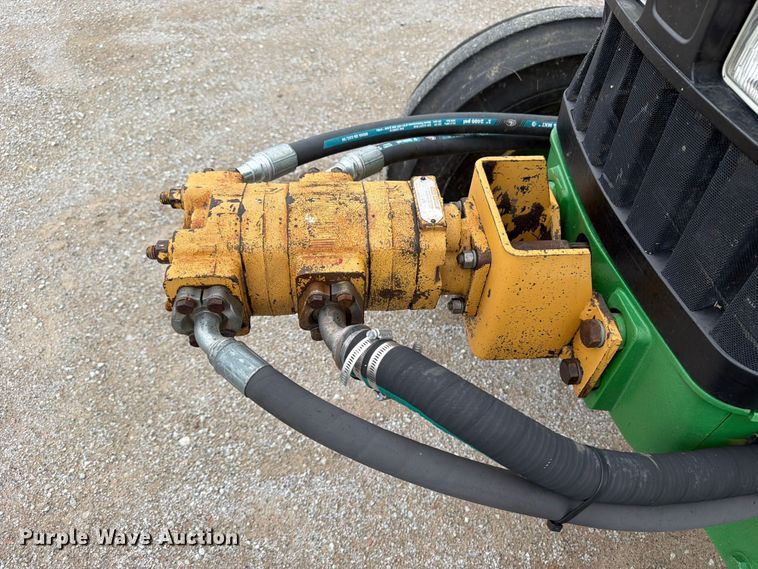 image for item FB5782 1997 John Deere 7210 tractor