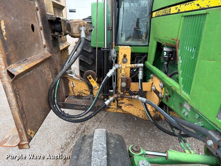 image for item FB5782 1997 John Deere 7210 tractor