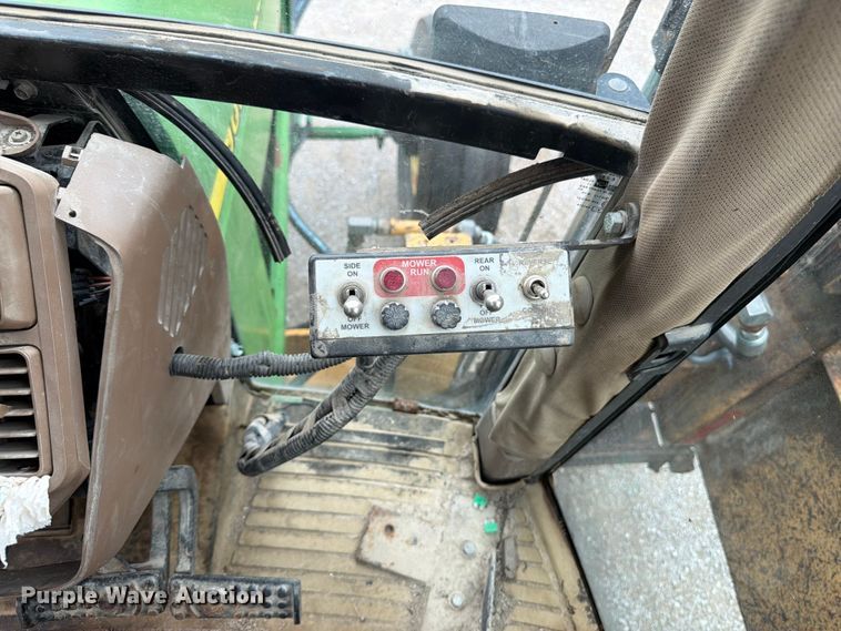 image for item FB5782 1997 John Deere 7210 tractor