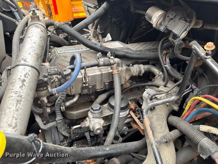 image for item FB5834 2010 International 7400 dump truck