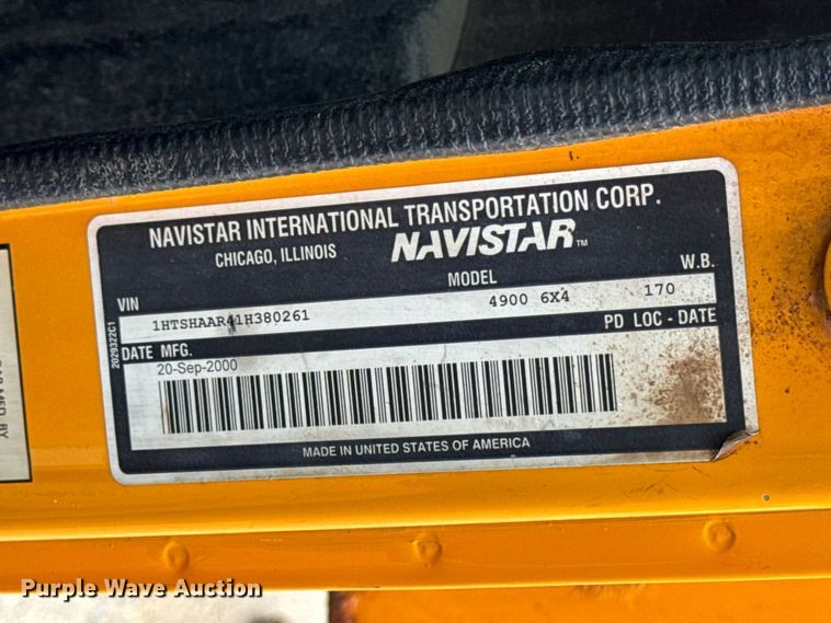 image for item FB5836 2001 International 4900 dump truck