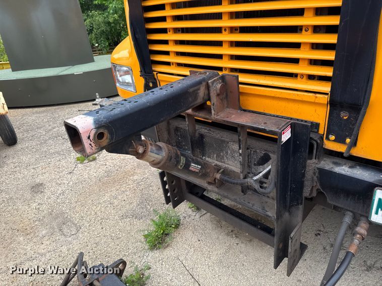 image for item FB5837 2002 International 4900 dump truck