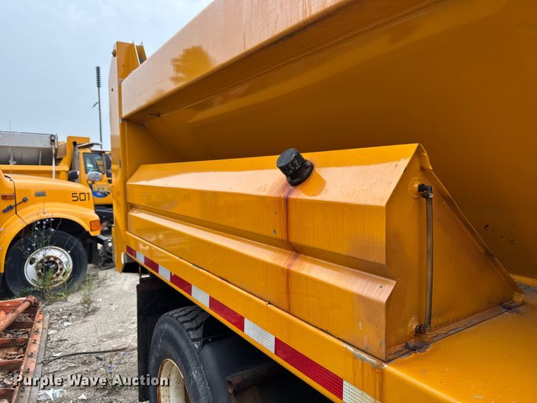 image for item FB5840 2010 International 7400 dump truck